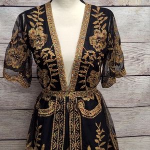 NEW!!! Women's Cloud Ten lace overlay romper Sz.S